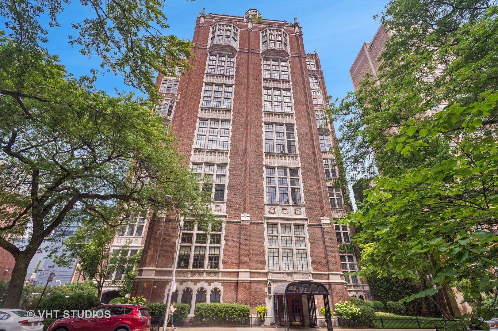 20 E Cedar ST #8B, Chicago, IL 60610