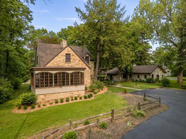 2373 Geddes RD, Rockford, IL 61103