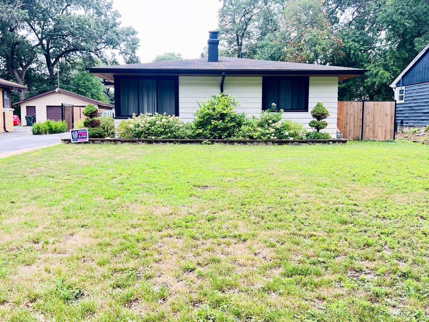 17750 Clyde AVE, Lansing, IL 60438