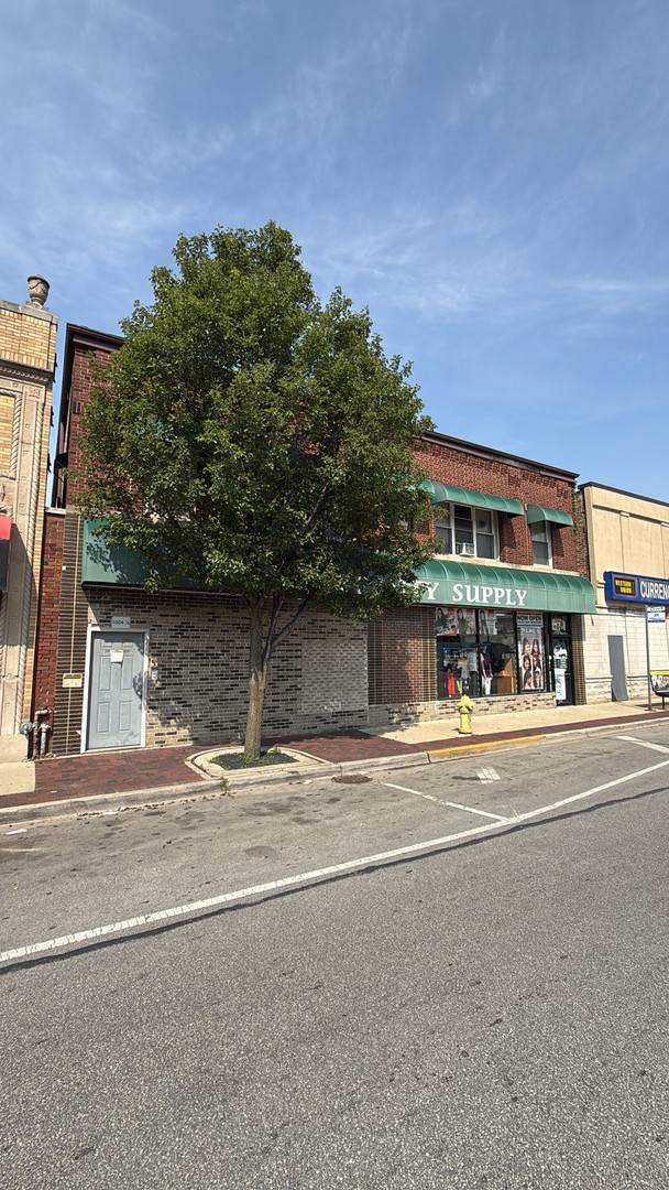 1004 S 5th AVE, Maywood, IL 60153