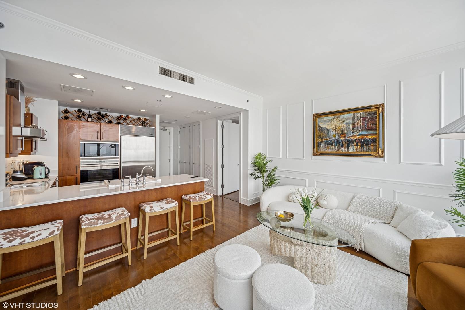 401 N Wabash AVE #52C, Chicago, IL 60611