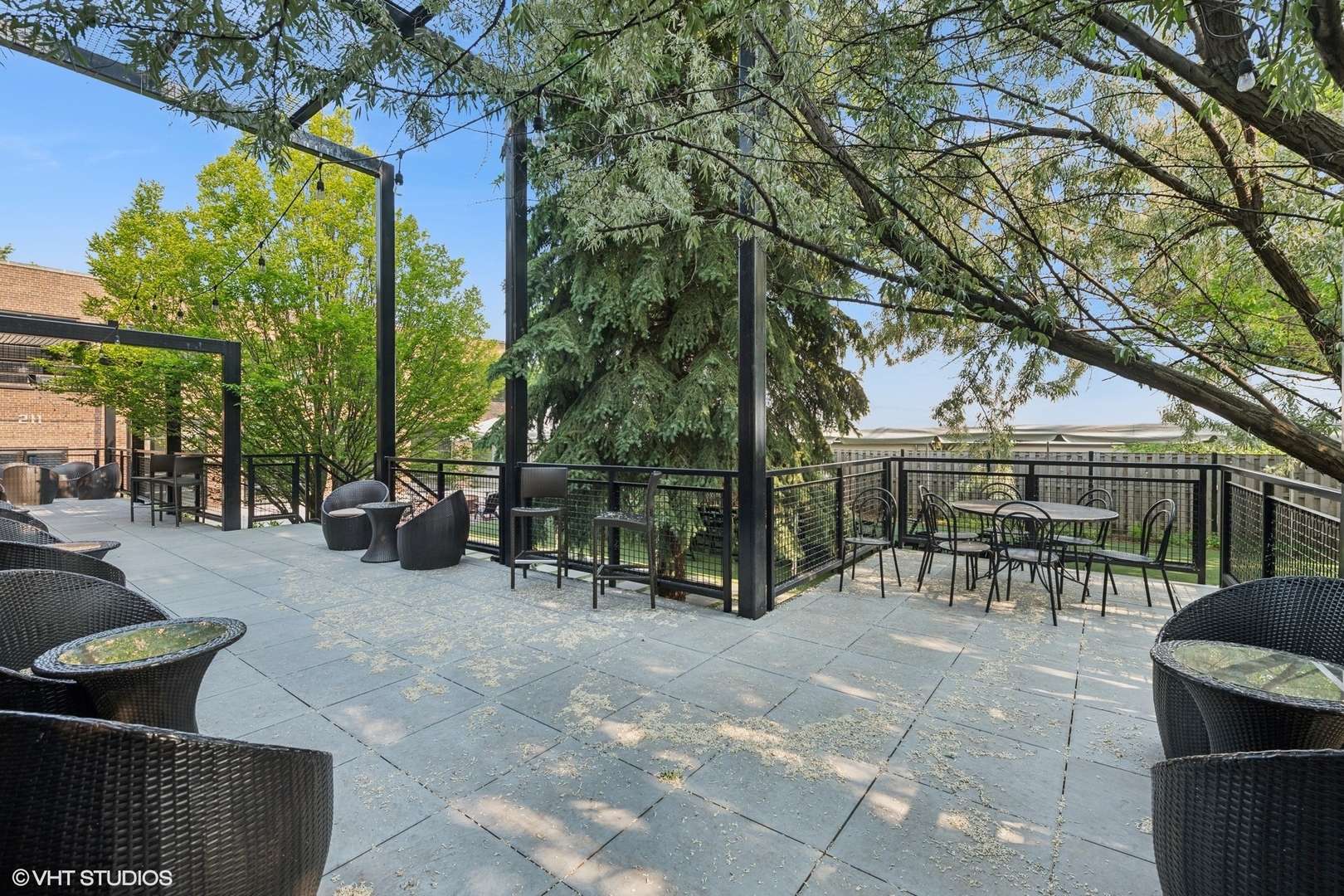201 S Ashland AVE, Chicago, IL 60607