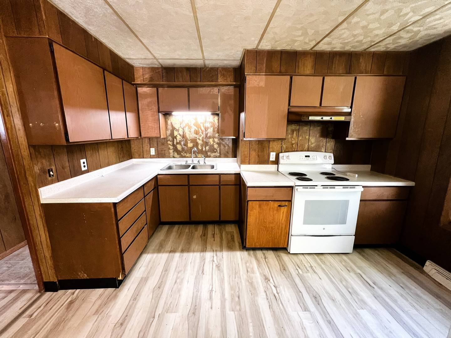 123 W Waupansie ST, Dwight, IL 60420