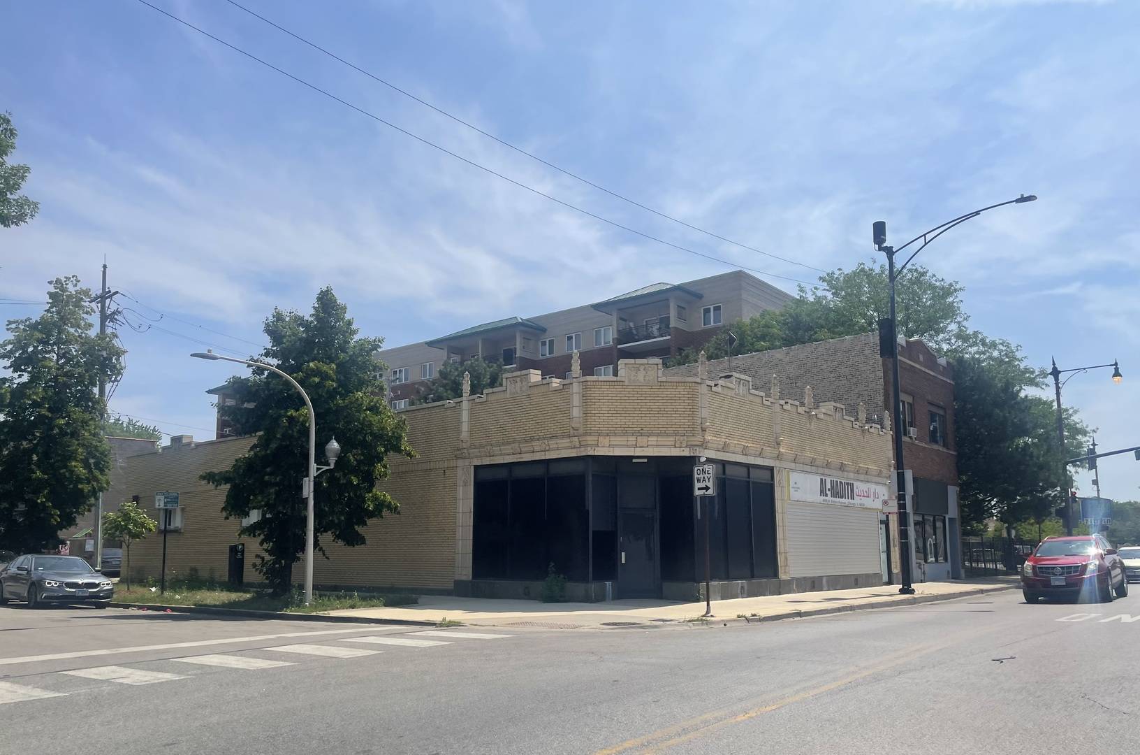 4811 N Elston AVE, Chicago, IL 60630