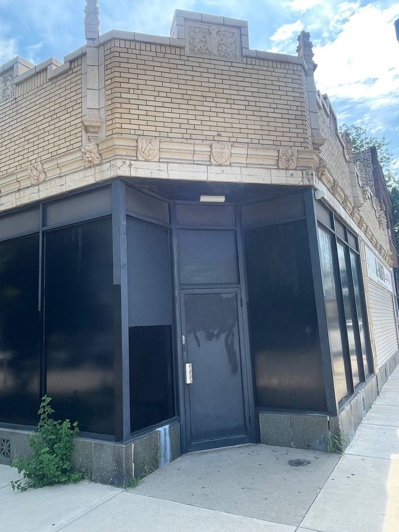 4811 N Elston AVE, Chicago, IL 60630