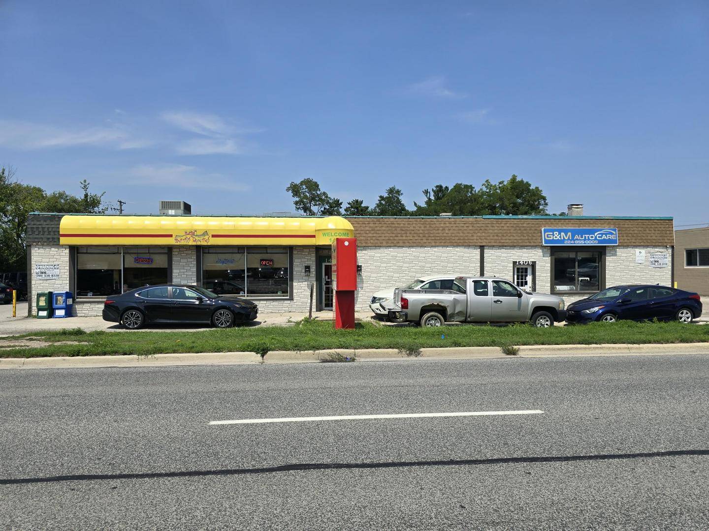 1340 Ogden AVE, Downers Grove, IL 60515