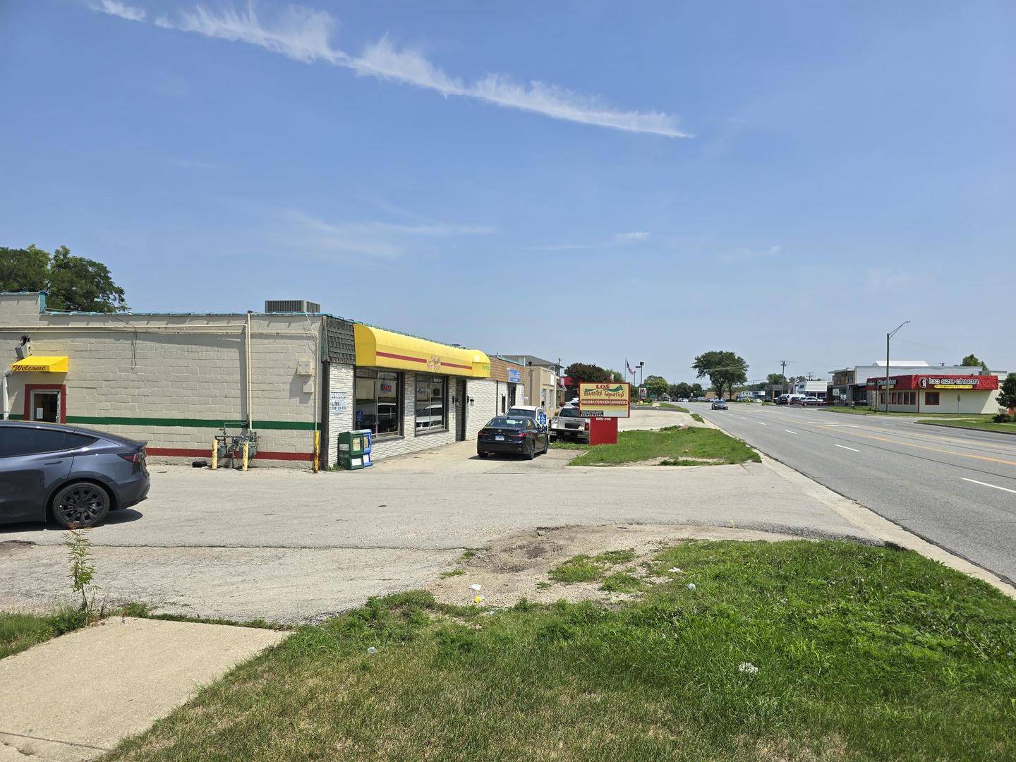 1340 Ogden AVE, Downers Grove, IL 60515