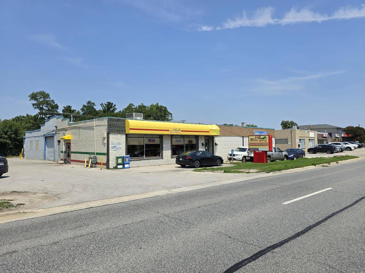 1340 Ogden AVE, Downers Grove, IL 60515