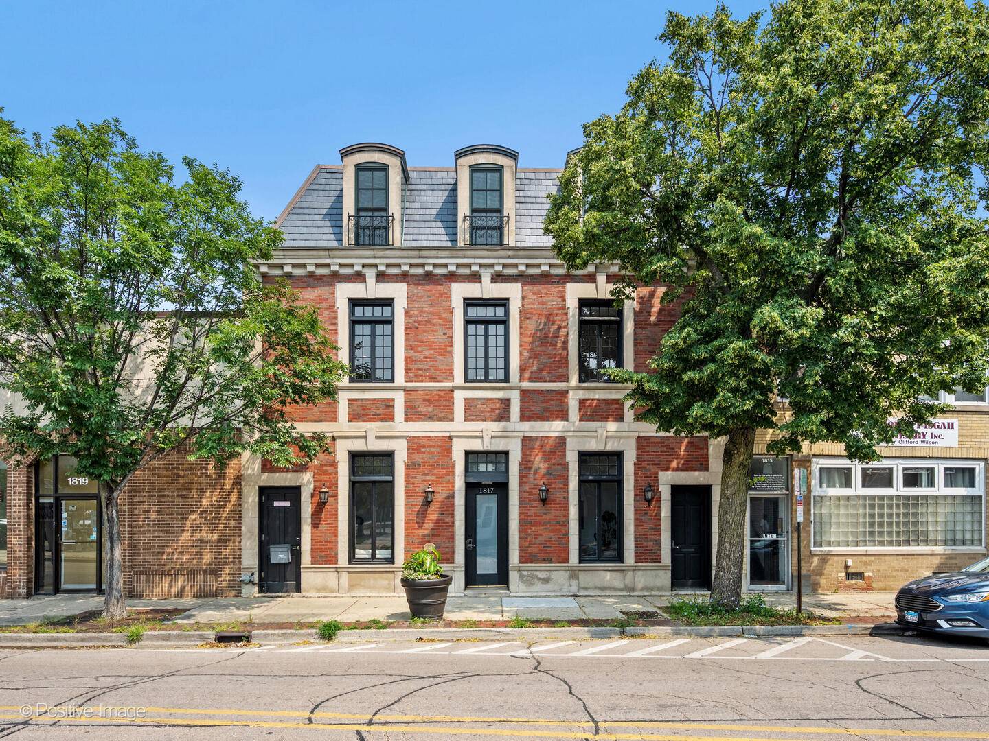 1817 Church ST, Evanston, IL 60201