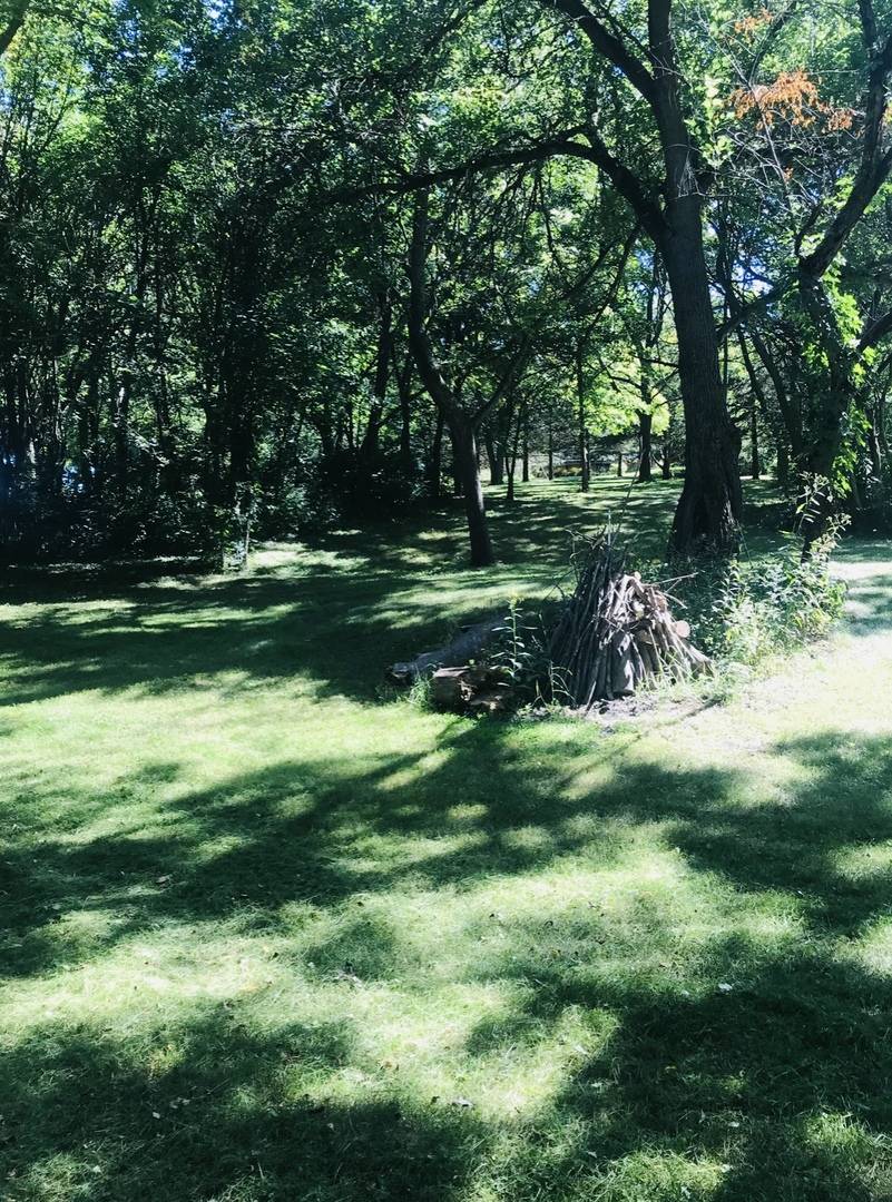 2618 N 3689th RD, Sheridan, IL 60551