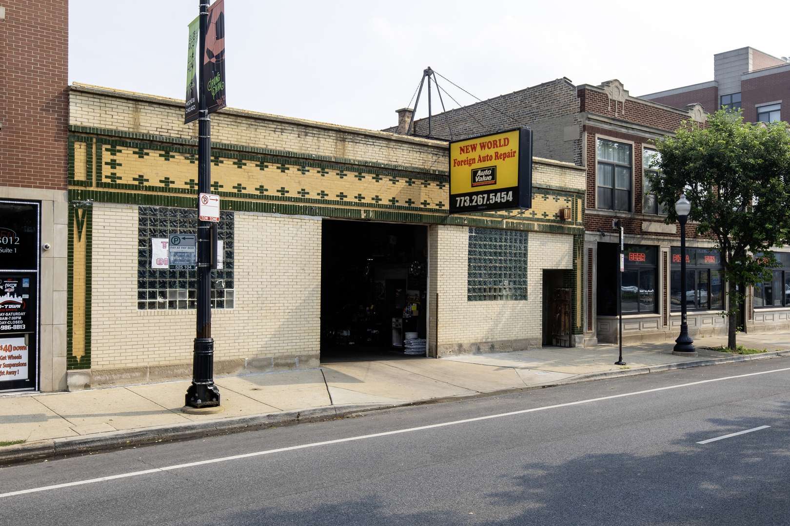 3010 W Irving Park RD, Chicago, IL 60618