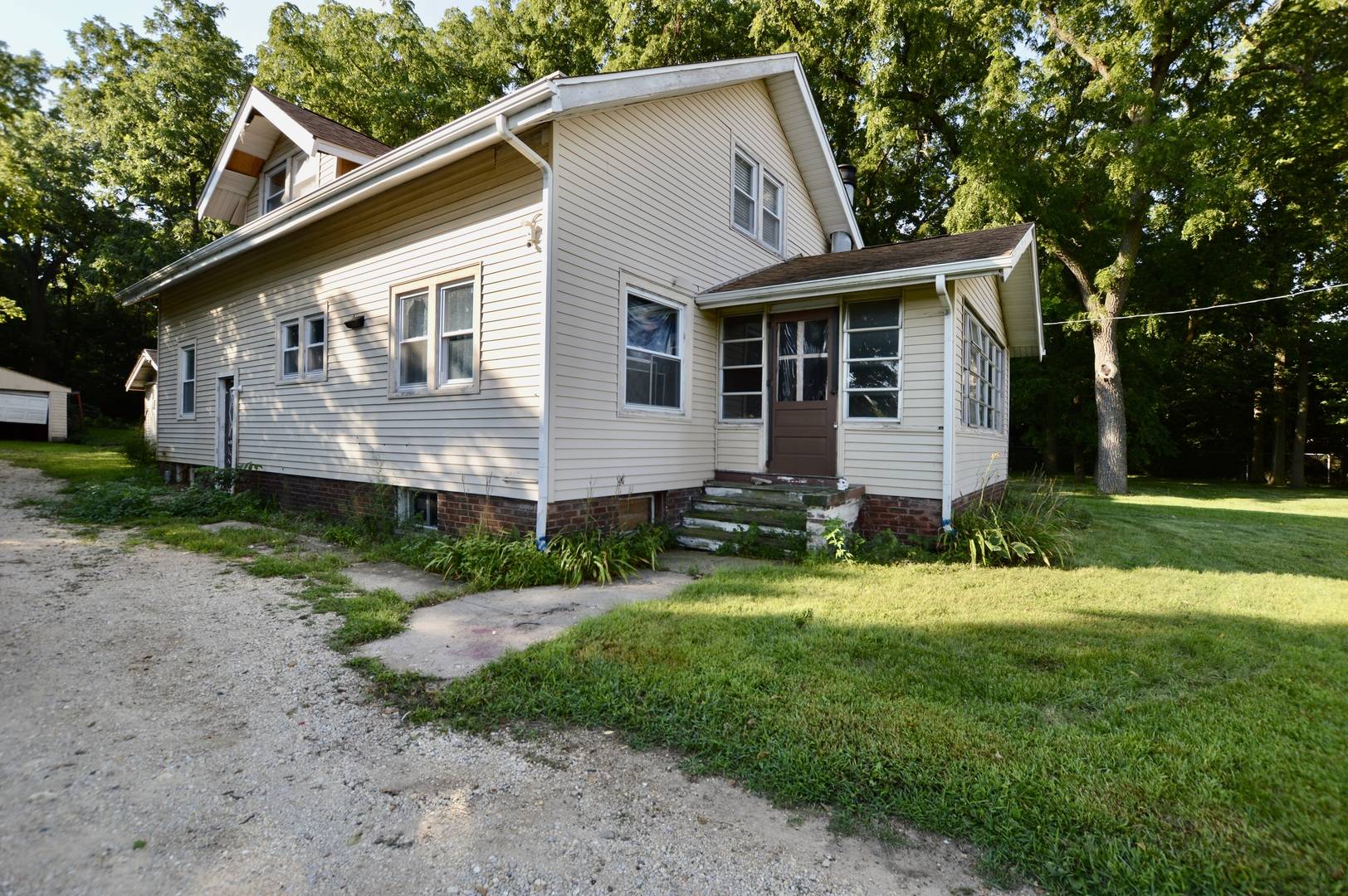 5807 Forest Hills RD, Rockford, IL 61114