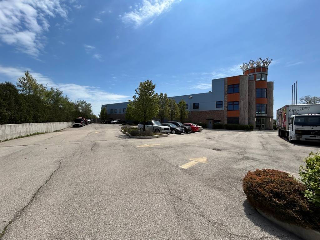 625 N Sacramento BLVD, Chicago, IL 60612