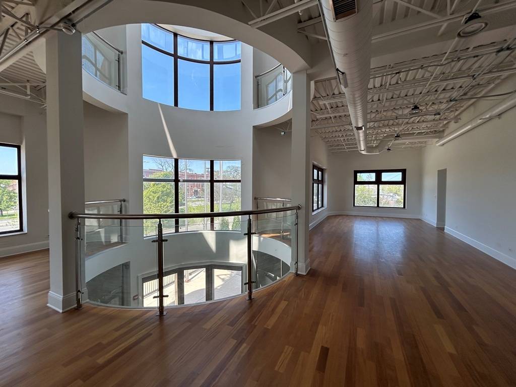 625 N Sacramento BLVD, Chicago, IL 60612
