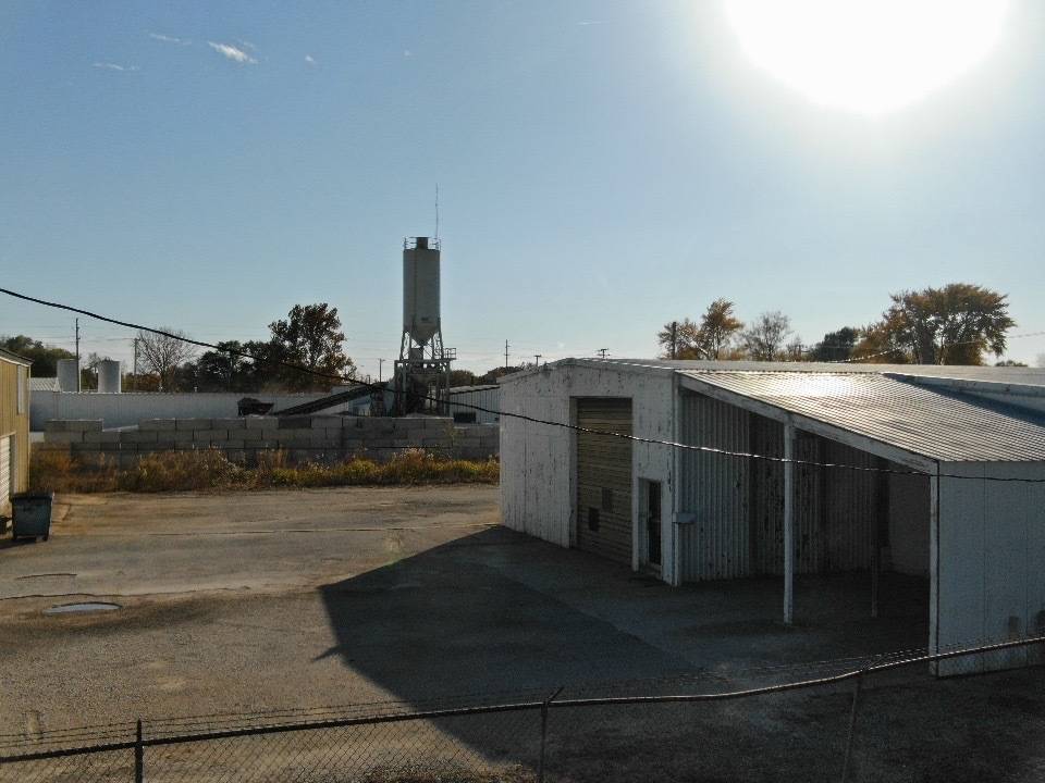 1400 N Division ST, Pontiac, IL 61764