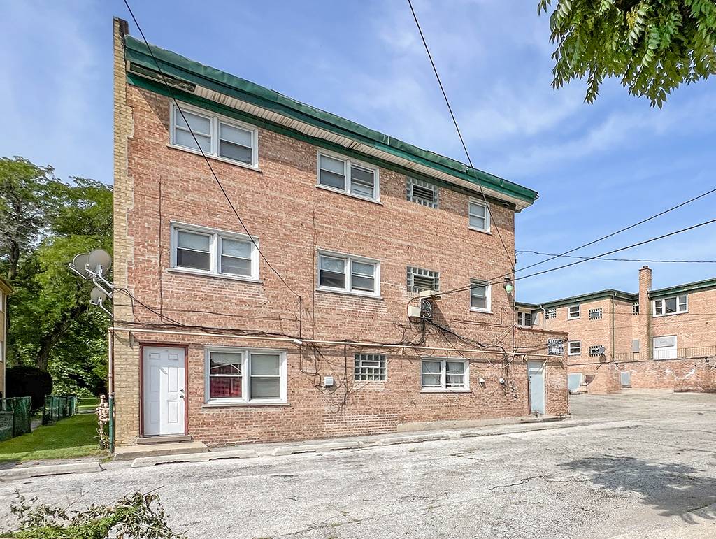 8743 S Beverly AVE, Chicago, IL 60620