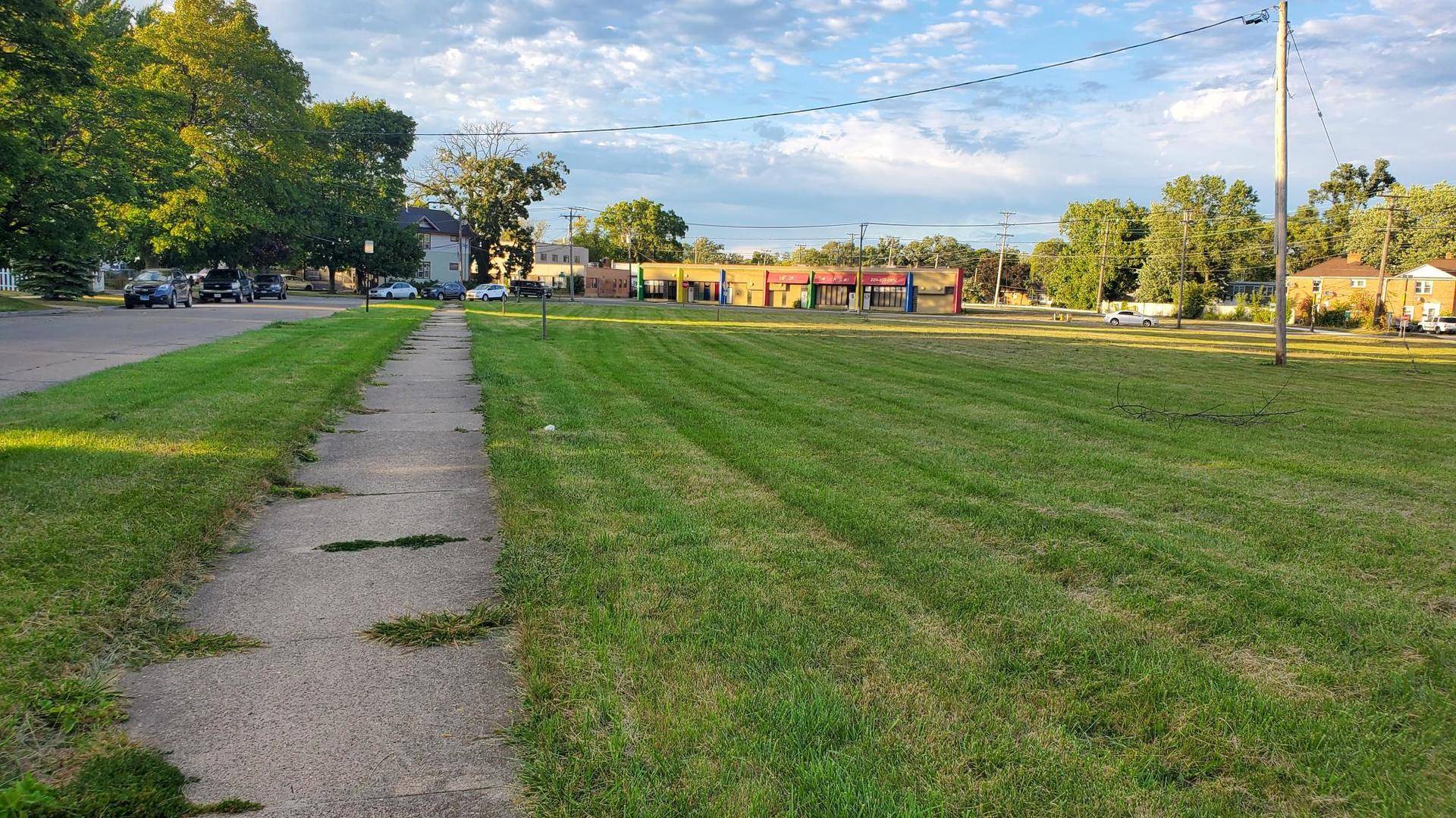1213 Grand AVE, Waukegan, IL 60085