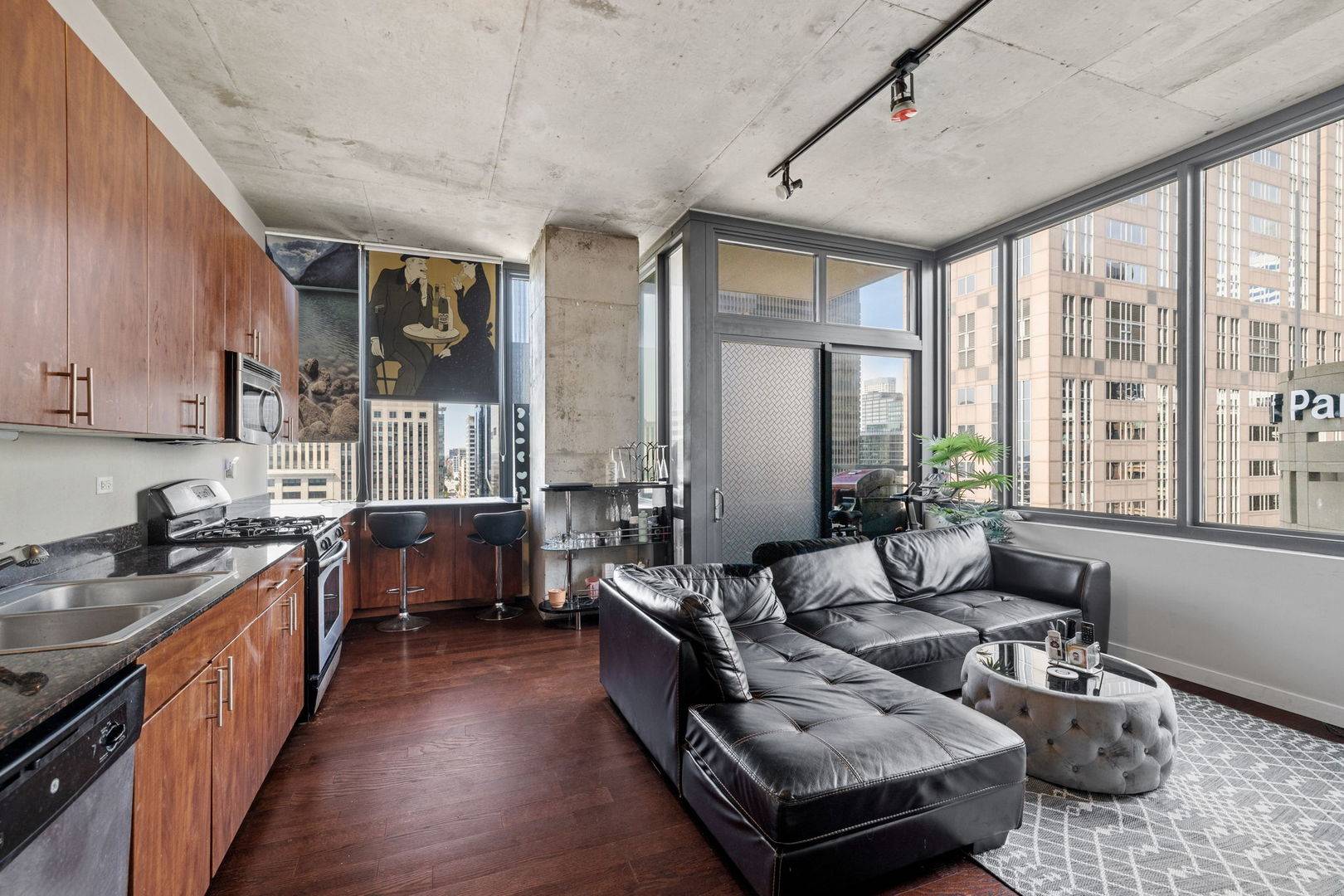 235 W Van Buren ST #1615, Chicago, IL 60607