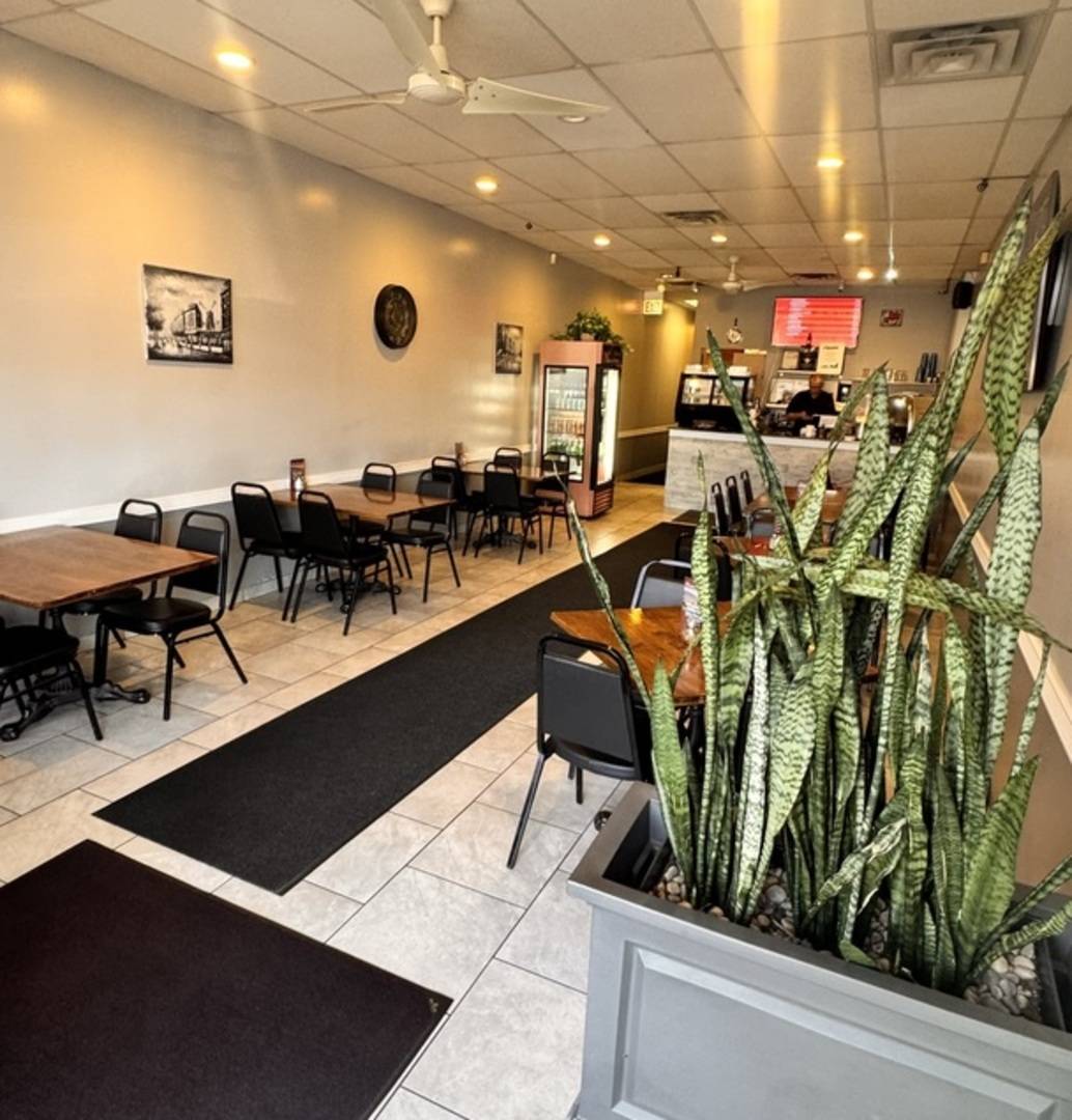 5357 N LINCOLN AVE, Chicago, IL 60625