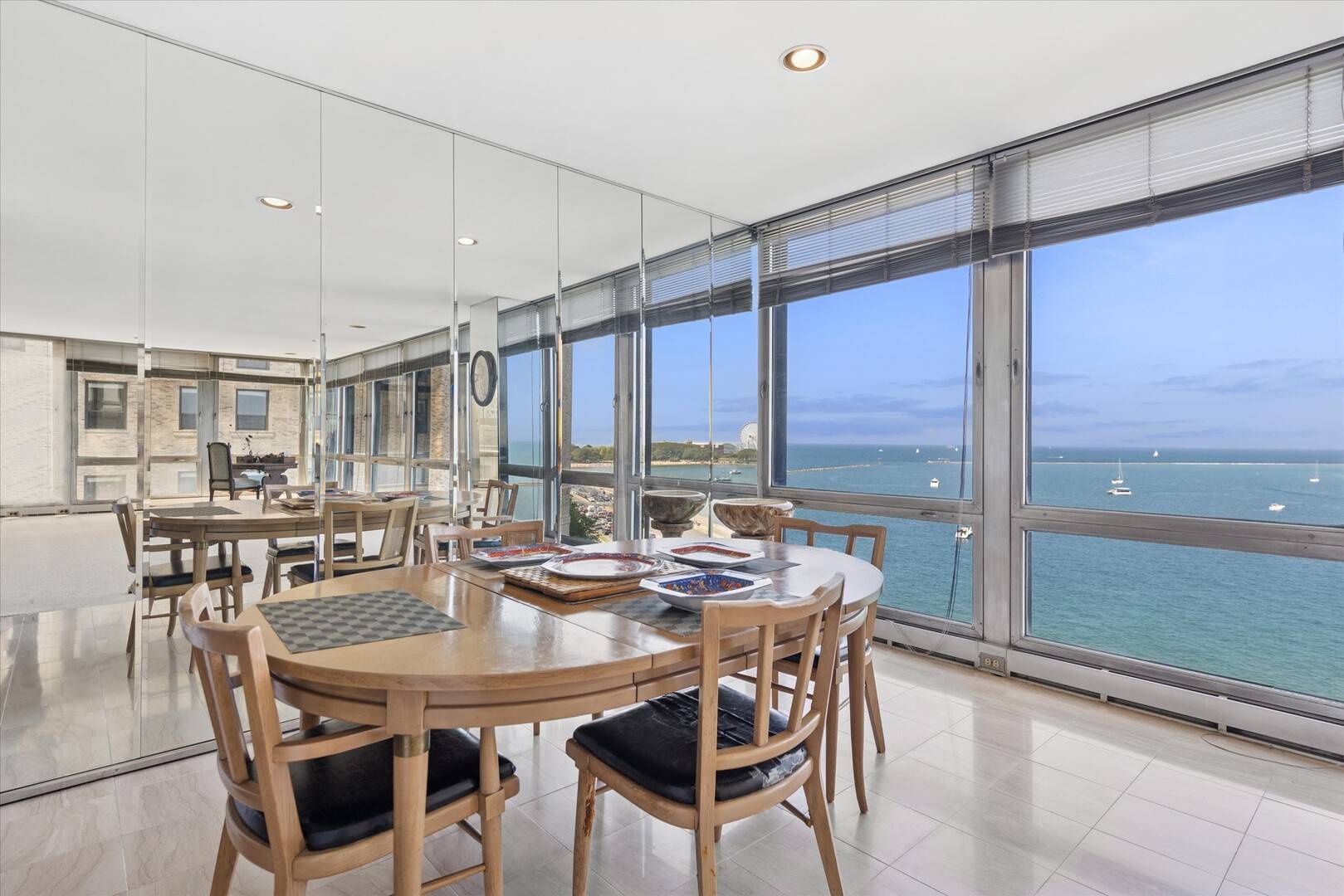 860 N Lake Shore DR #8M, Chicago, IL 60611