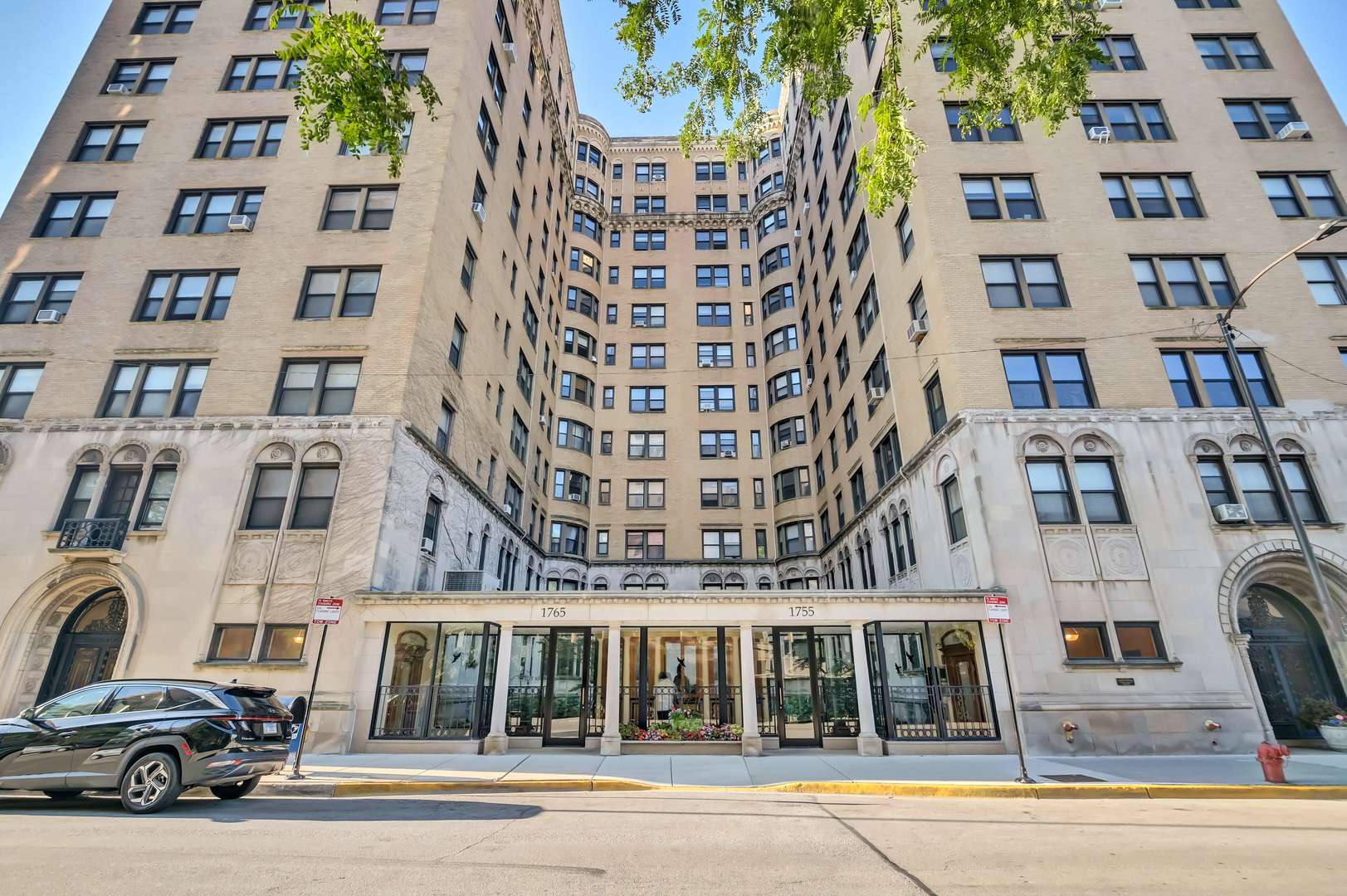 1755 E 55th ST #301, Chicago, IL 60615
