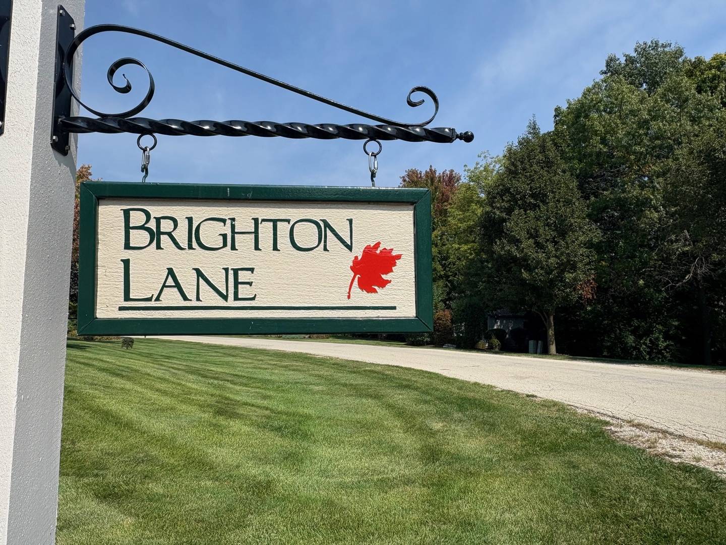 6001 Brighton LN, Lakewood, IL 60014