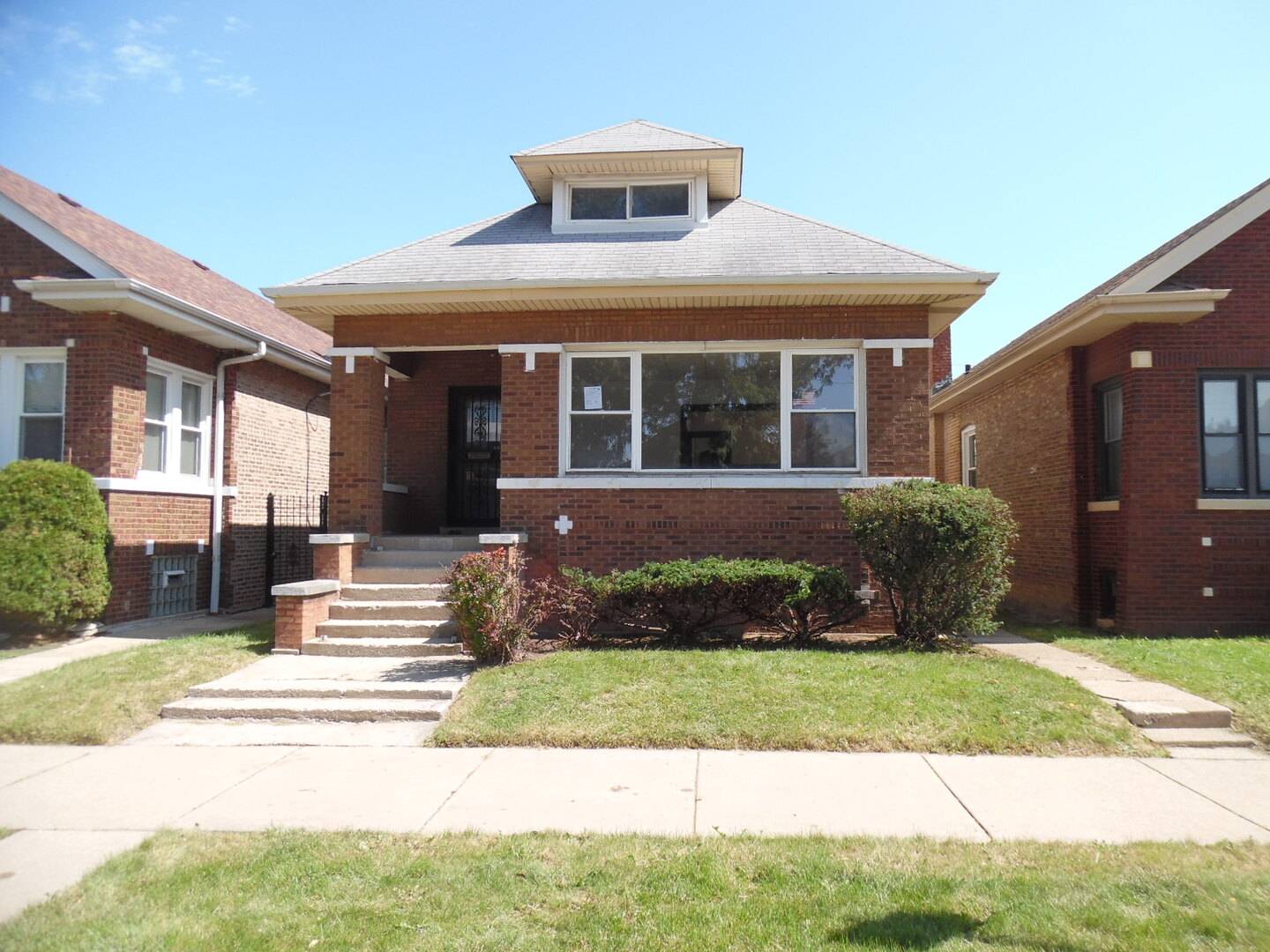 8211 S Morgan ST, Chicago, IL 60620
