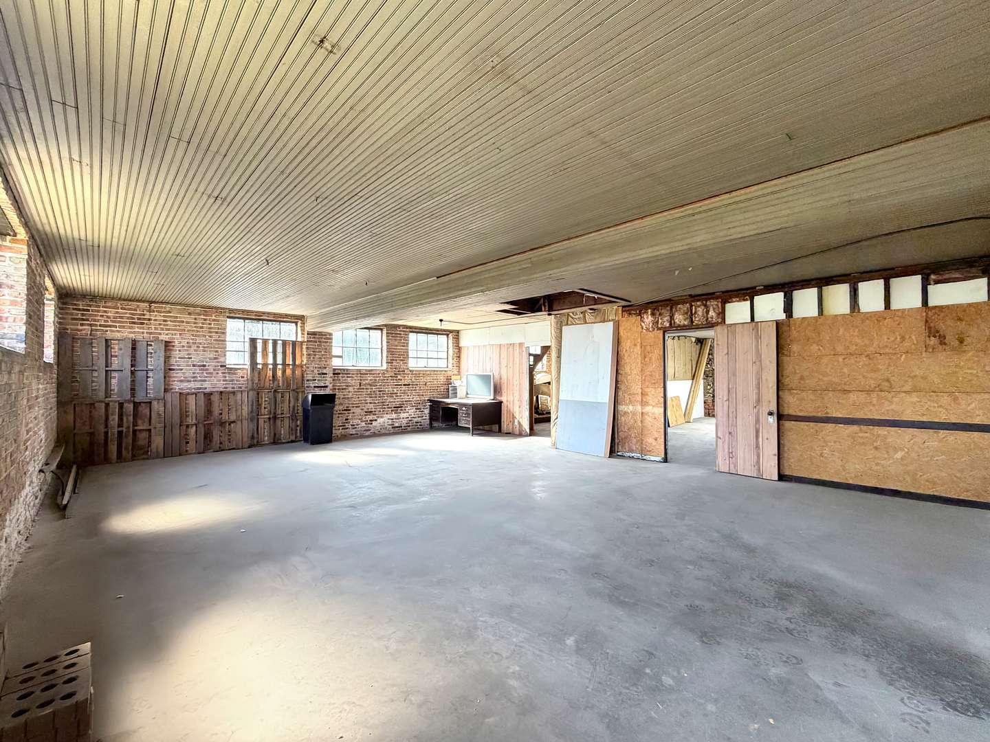 515 E Stephenson ST, Freeport, IL 61032