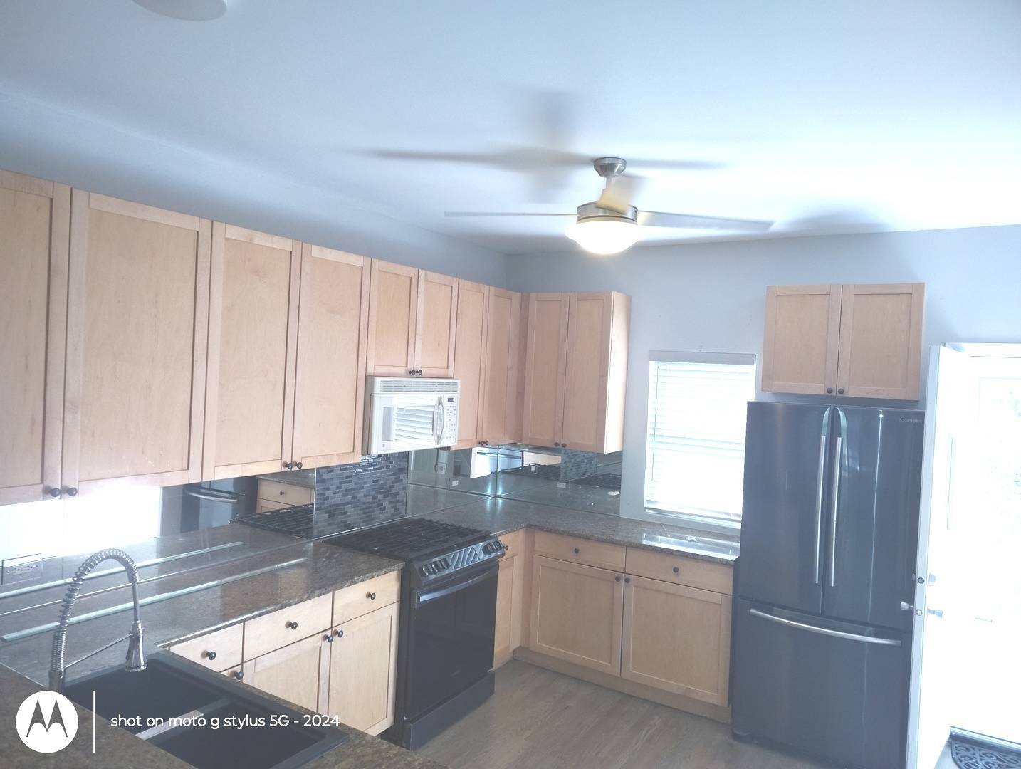 2367 E 70th PL #1A, Chicago, IL 60649