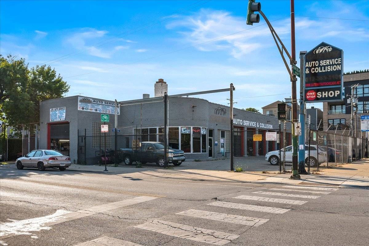 629 N Ashland AVE, Chicago, IL 60622