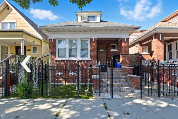5820 S Washtenaw AVE, Chicago, IL 60629