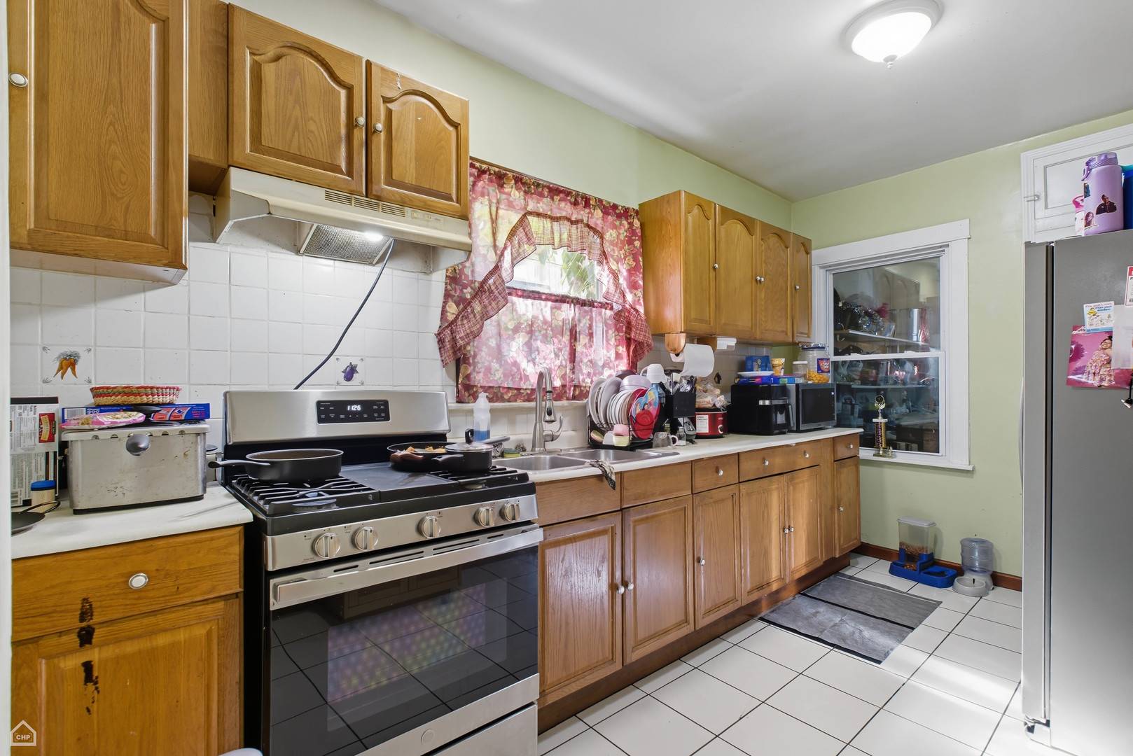 5820 S Washtenaw AVE, Chicago, IL 60629