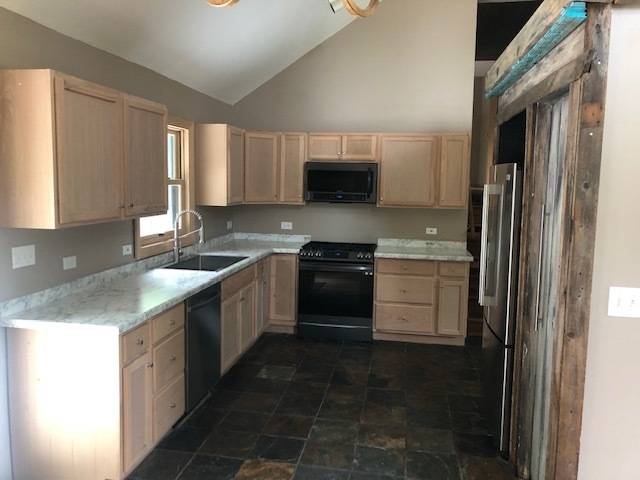 3931 Bertrand LN, Beach Park, IL 60087