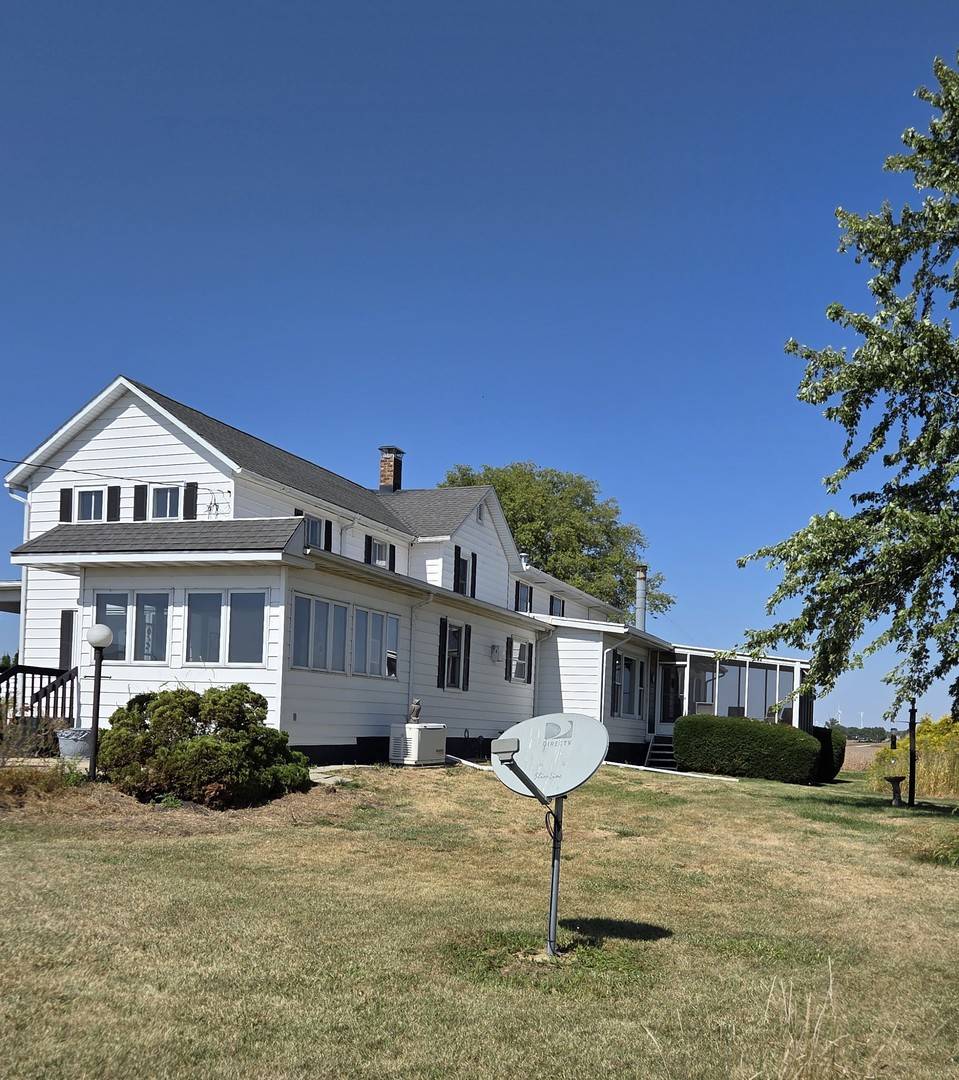 17580 1200 East ST, Wyanet, IL 61379