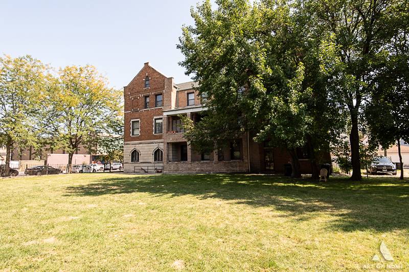 1949 W 48th ST, Chicago, IL 60609
