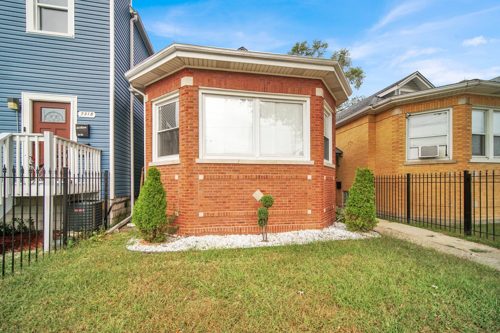 7316 S Woodlawn AVE, Chicago, IL 60619
