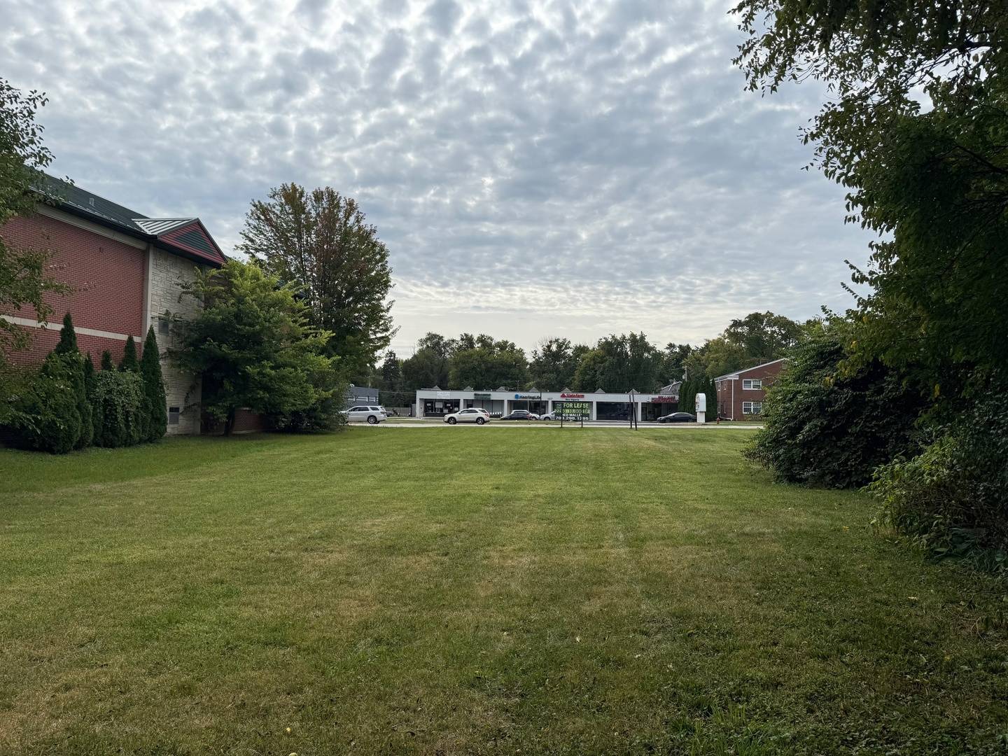 1632 Ogden AVE, Lisle, IL 60532