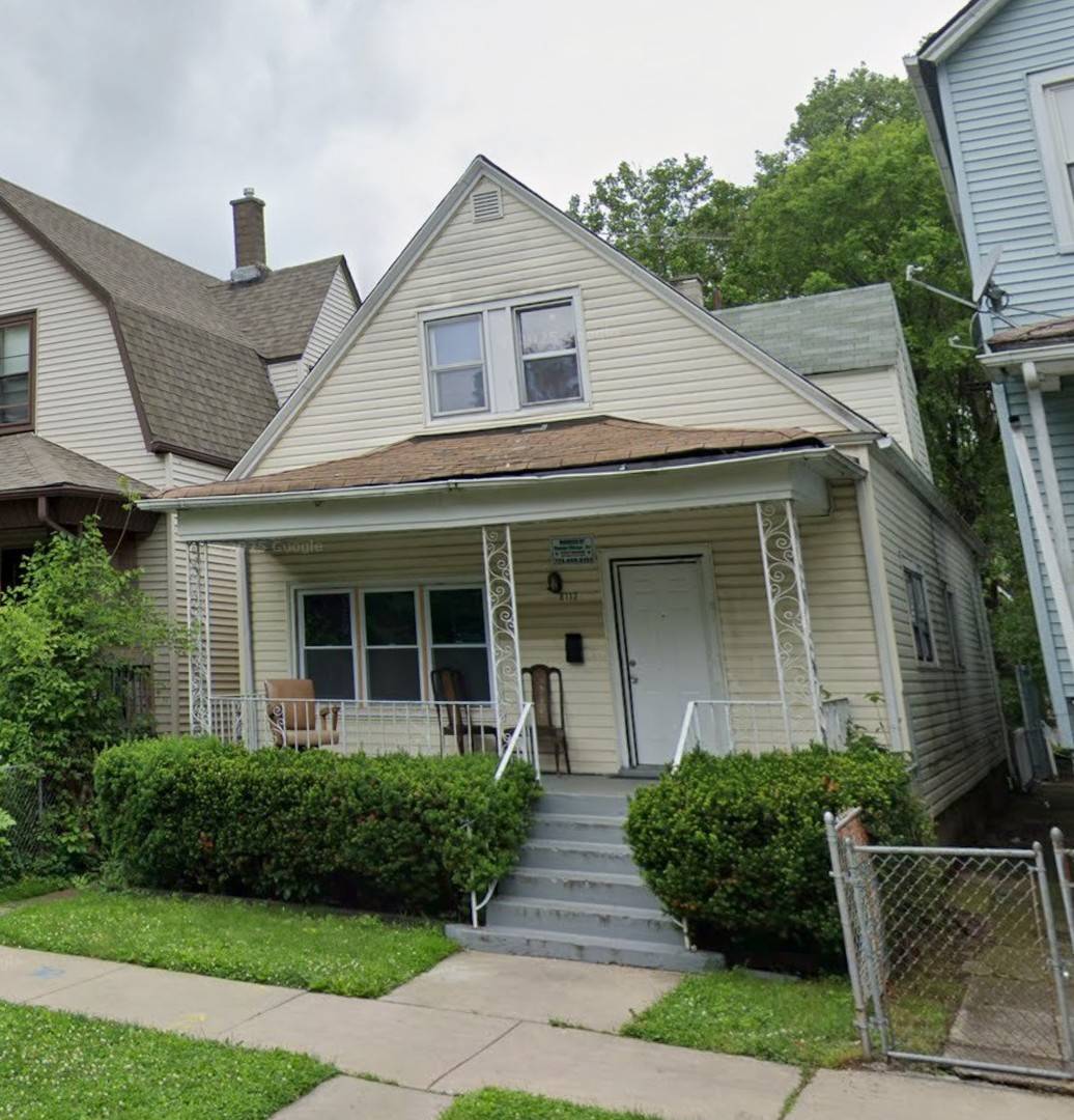8112 S Escanaba AVE, Chicago, IL 60617