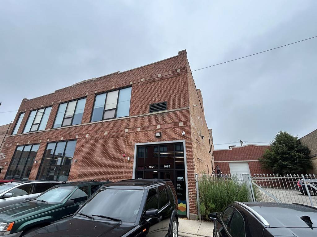 1621 W Carroll AVE, Chicago, IL 60607