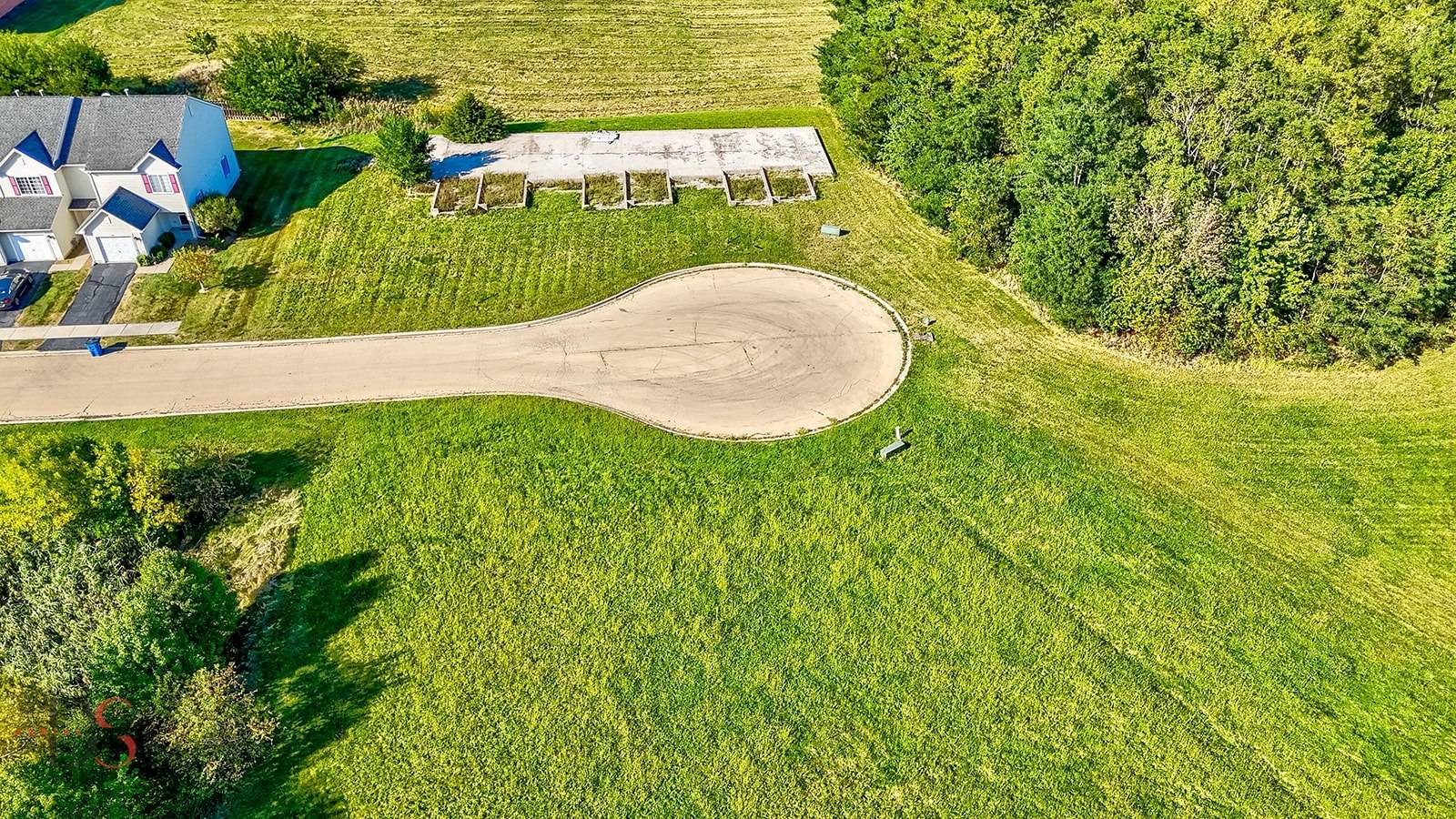 0000 Caleb DR, Ottawa, IL 61350