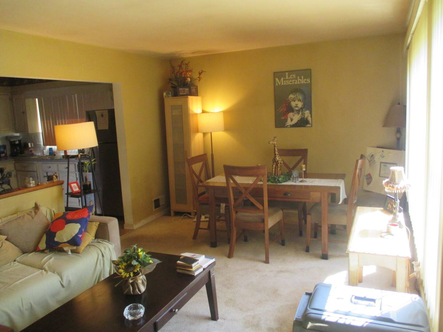439 N Iowa AVE, Villa Park, IL 60181