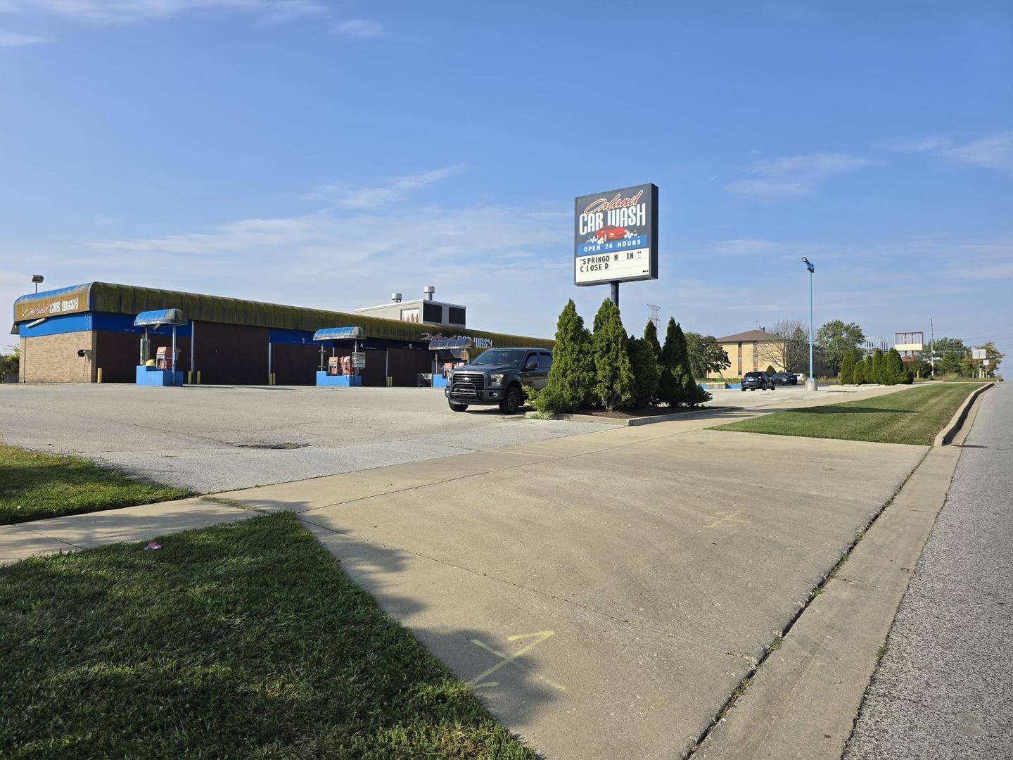 7225 W 151st ST, Orland Park, IL 60462