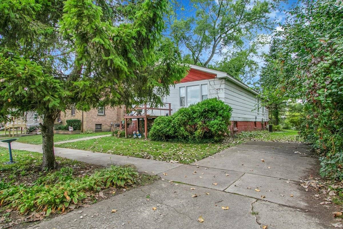 13134 Sacramento AVE, Blue Island, IL 60406