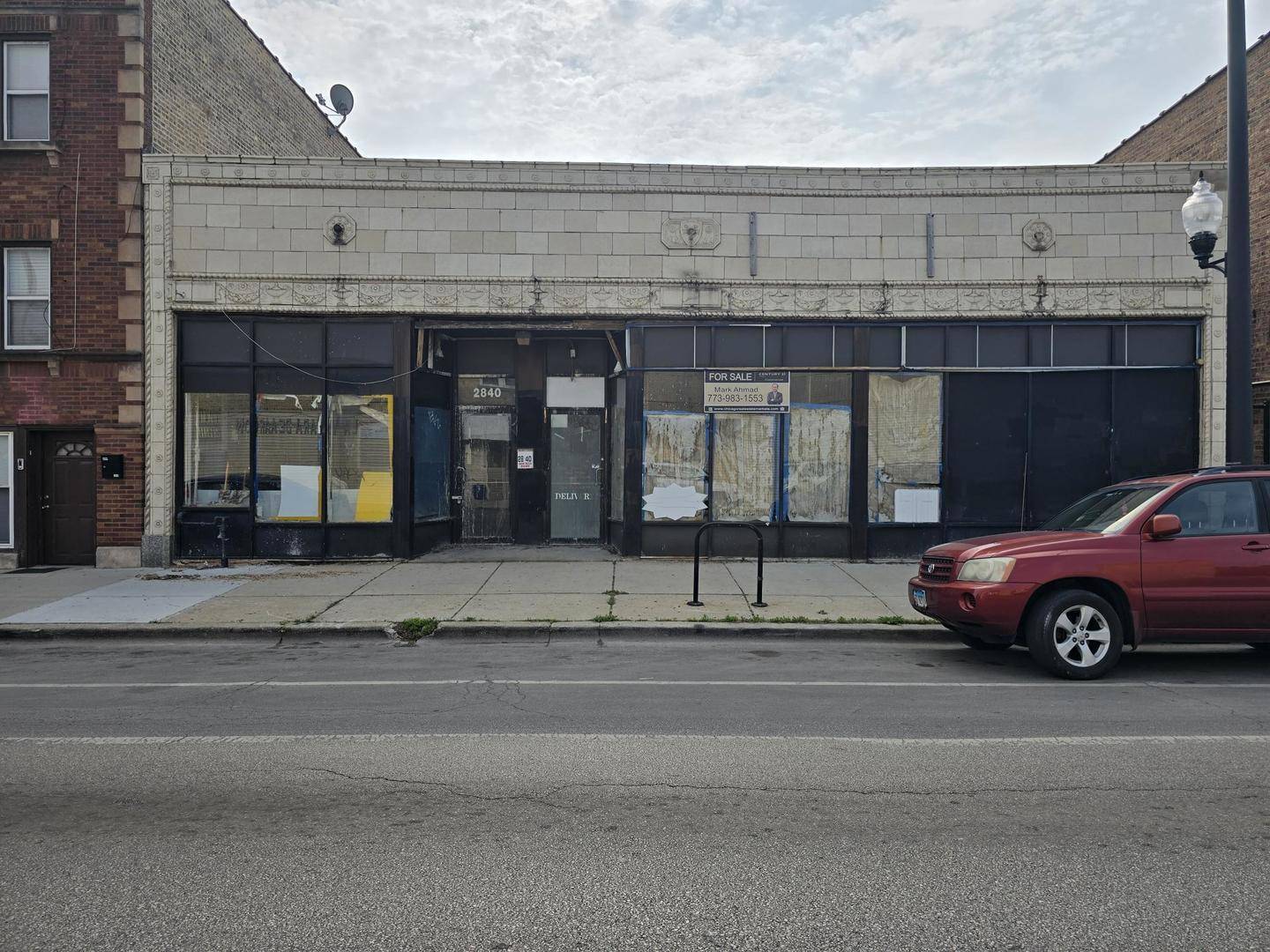2840 N Laramie AVE, Chicago, IL 60641
