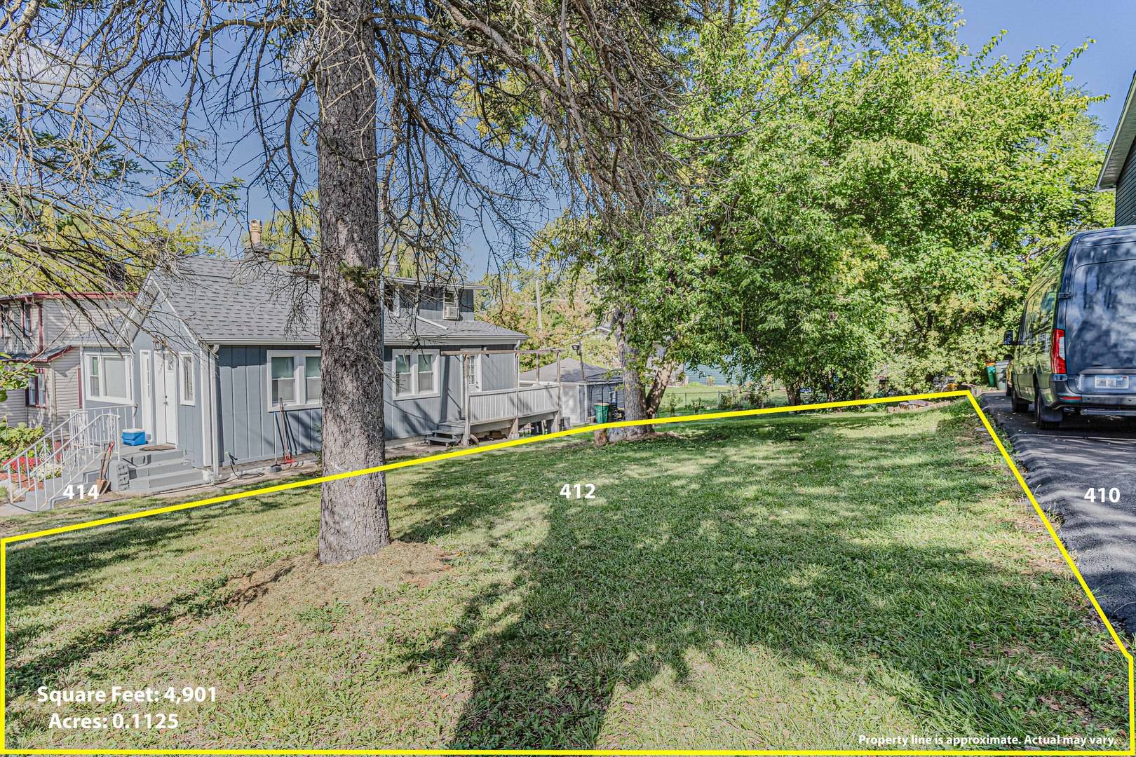 412 Woodland DR, Round Lake Beach, IL 60073