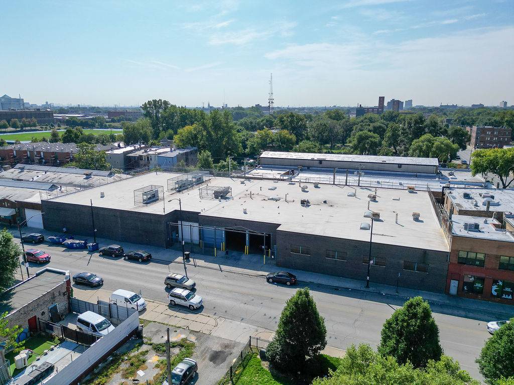 2733 W Harrison ST, Chicago, IL 60612