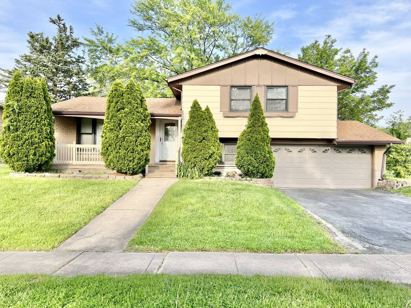 17007 ELM DR, Hazel Crest, IL 60429