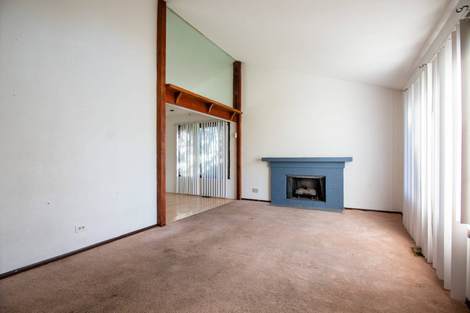 754 Mission AVE, University Park, IL 60484