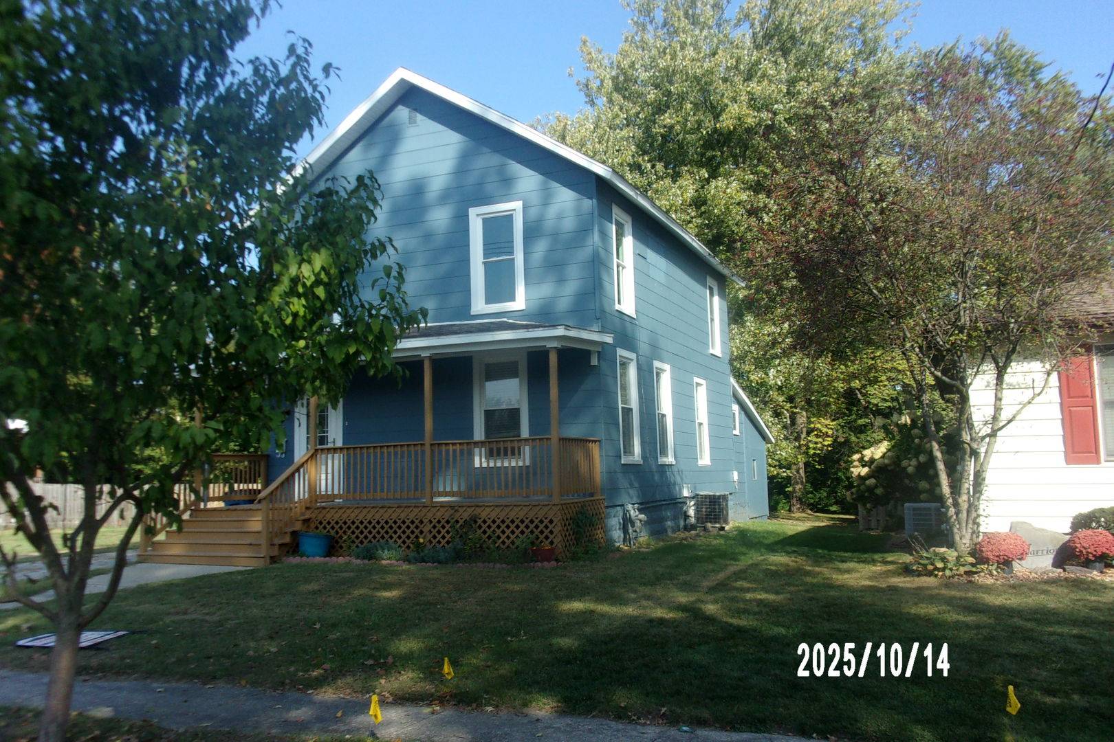 466 E Cherry ST, Watseka, IL 60970