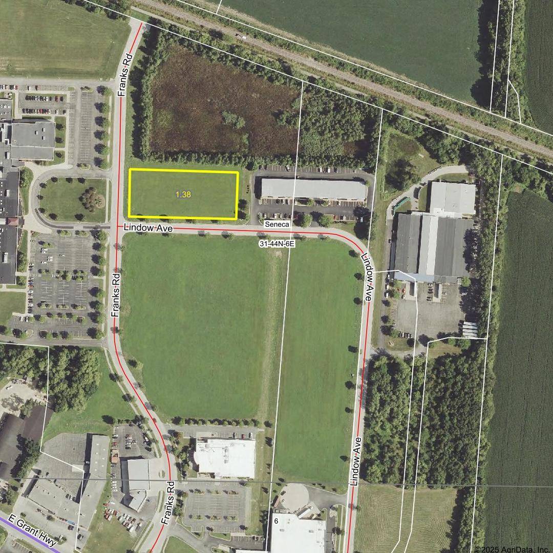 8 Lindow LN, Marengo, IL 60152
